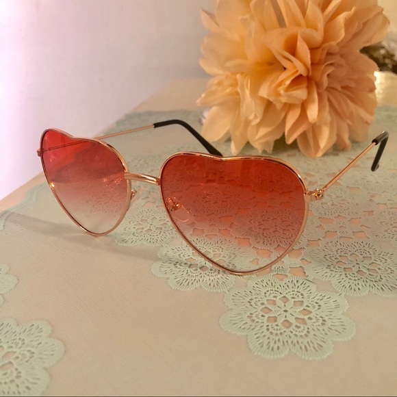 Heart Shaped Sunglasses Ombré Rose Gold Sunnies - Picture 3 of 4